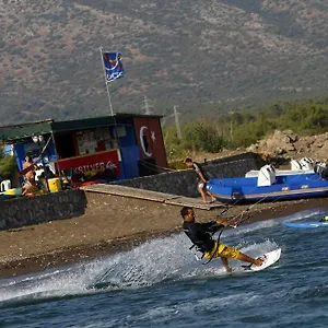 Surf Tatil Koyu Tatil parkı Datça