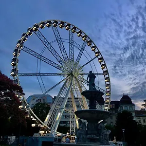 Ja 12 Daire Budapeşte